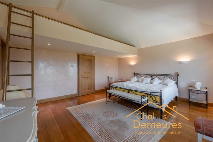 Image No.12-6 Bed House for sale