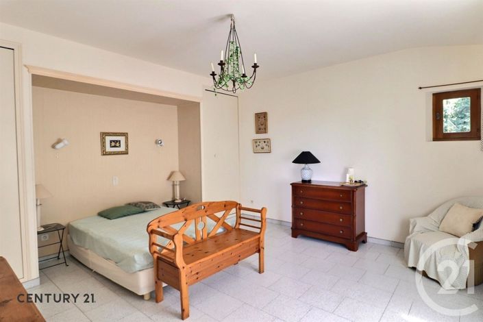 Image No.16-4 Bed House for sale