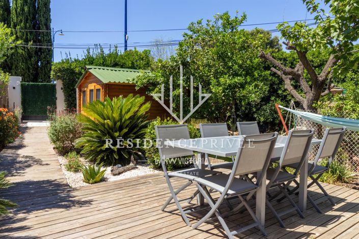 Image No.1-4 Bed House for sale