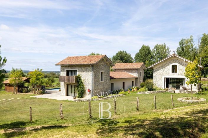 Image No.16-5 Bed House for sale