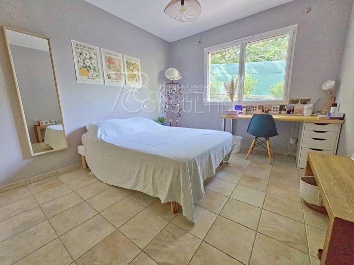 Image No.12-House for sale