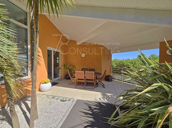 Image No.13-House for sale