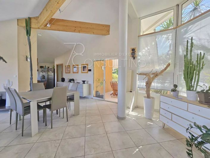 Image No.6-House for sale