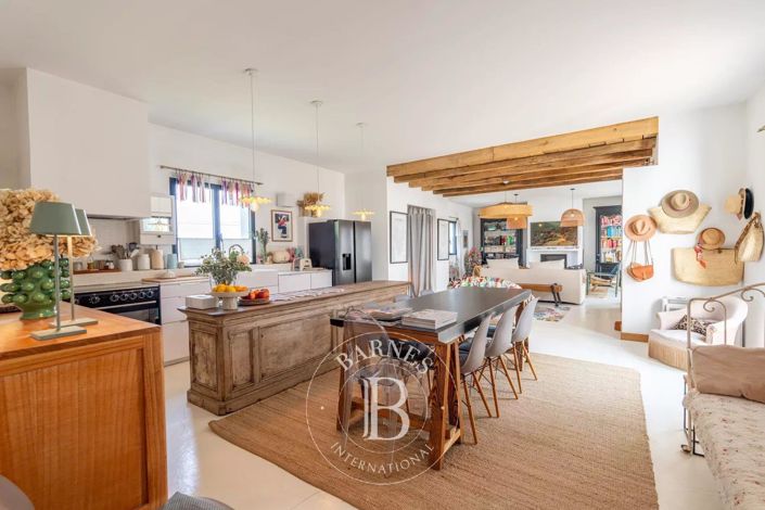 Image No.3-Maison de 4 chambres à vendre à Corse