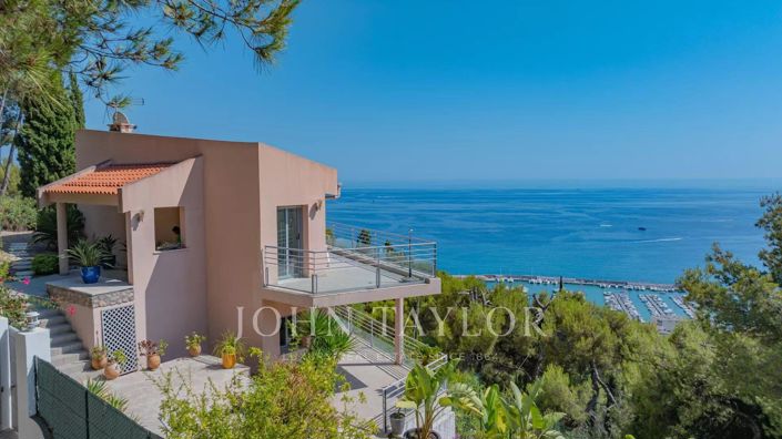 Image No.1-4 Bed House for sale