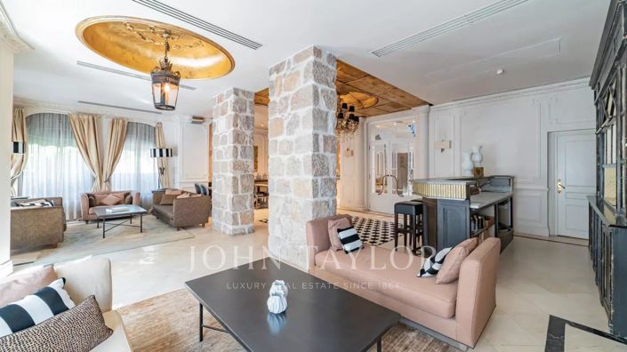 Image No.4-14 Bed House for sale