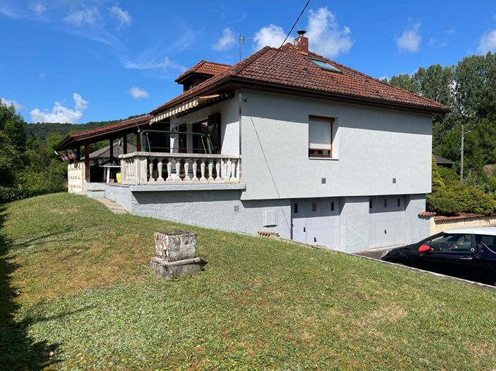 Image No.1-4 Bed House for sale
