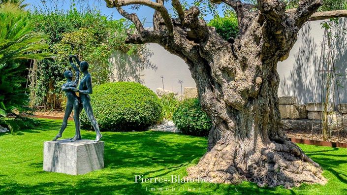 Image No.6-4 Bed House for sale