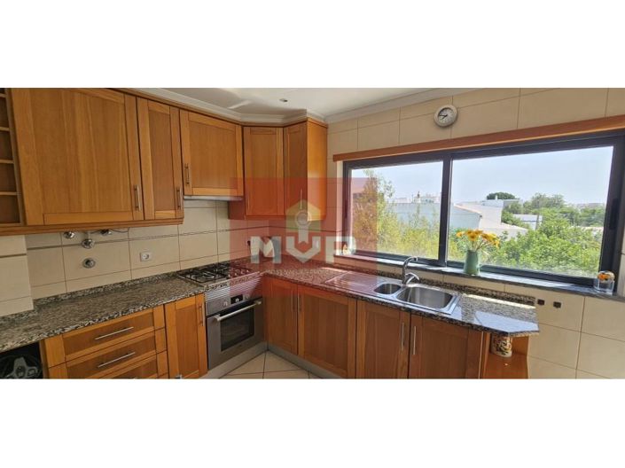 Image No.18-2 Bed Apartment for sale