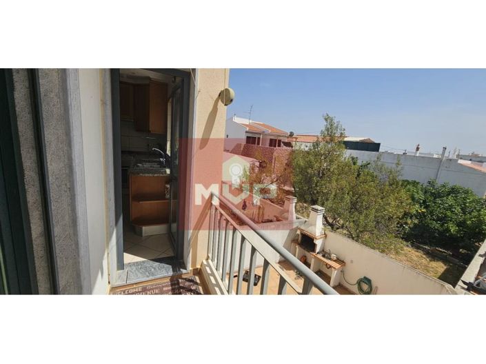 Image No.25-2 Bed Apartment for sale