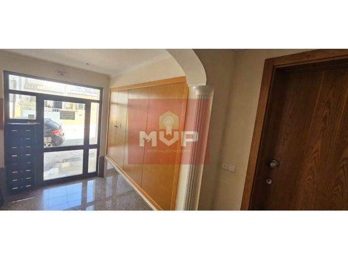 Image No.42-2 Bed Apartment for sale