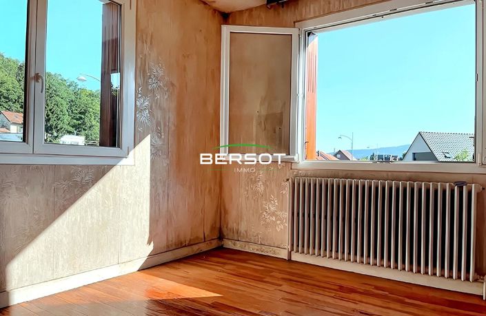 Image No.7-3 Bed House for sale