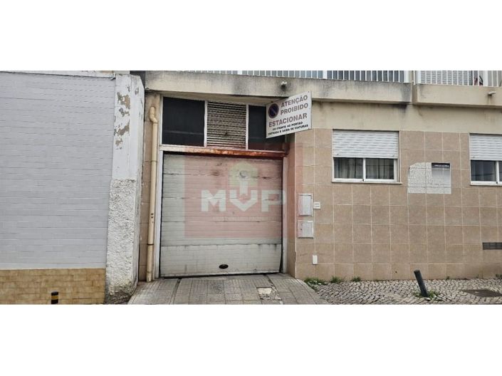 Image No.28-2 Bed Apartment for sale