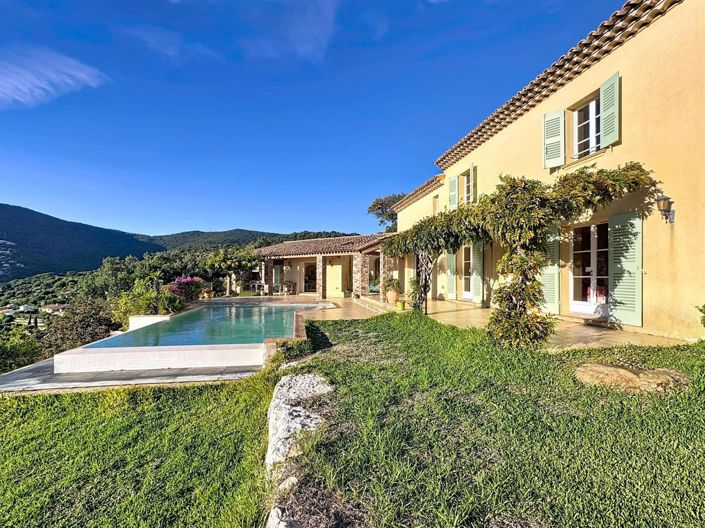 Image No.2-4 Bed House for sale