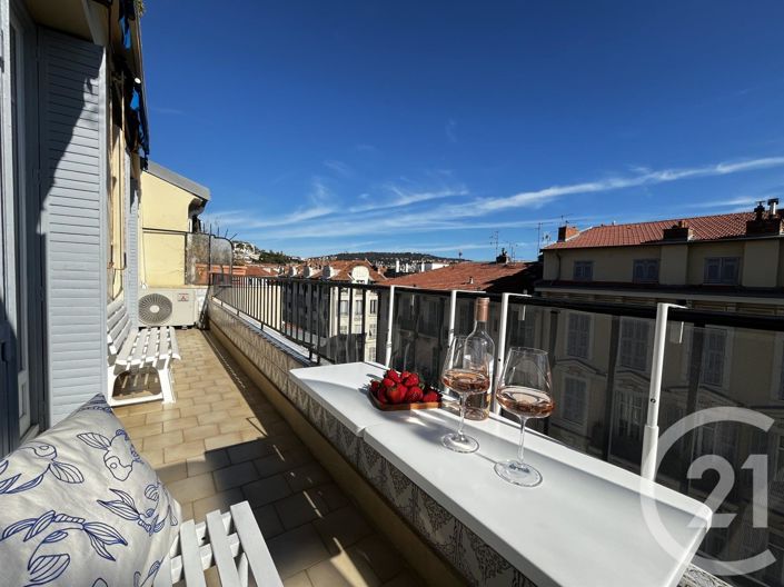 Image No.1-Appartement de 2 chambres à vendre à Nice