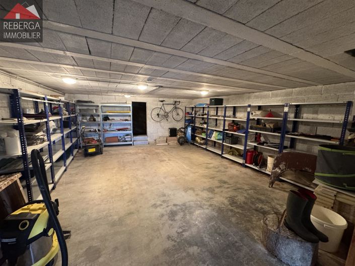 Image No.14-4 Bed House for sale