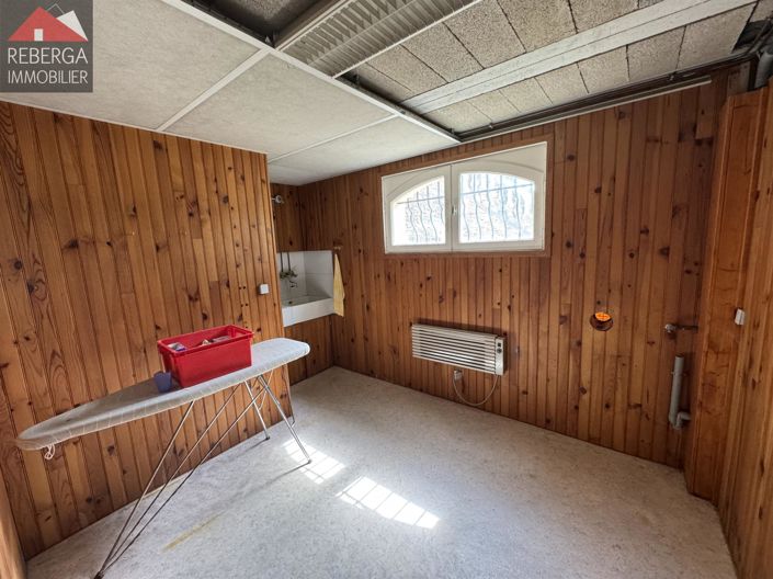 Image No.16-4 Bed House for sale