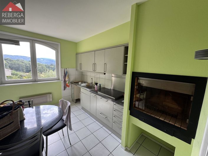 Image No.3-4 Bed House for sale