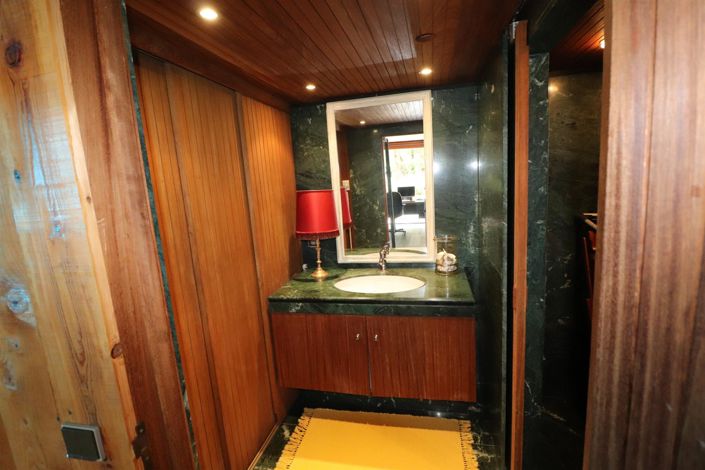 Image No.27-4 Bed House for sale