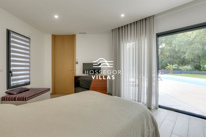 Image No.12-4 Bed House for sale