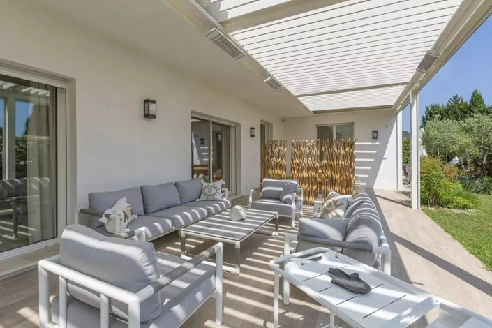 Image No.7-4 Bed House for sale