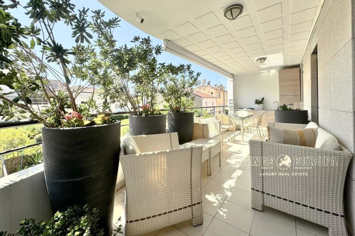 Image No.1-3 Bed Apartment for sale