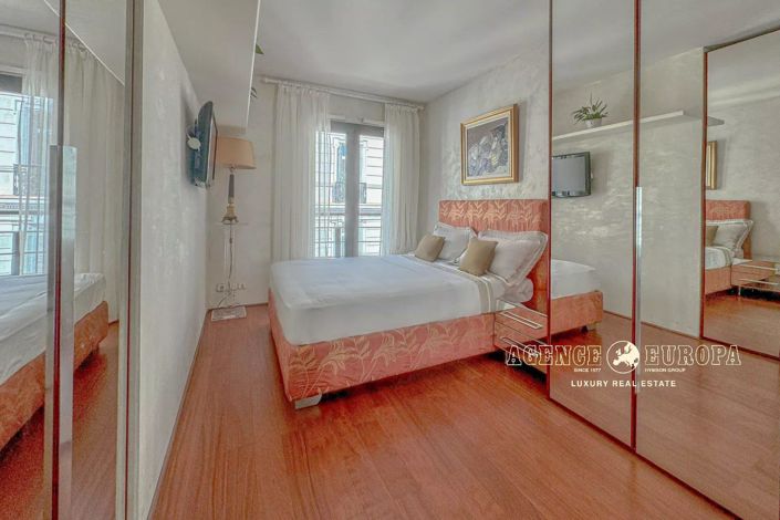 Image No.10-3 Bed Apartment for sale