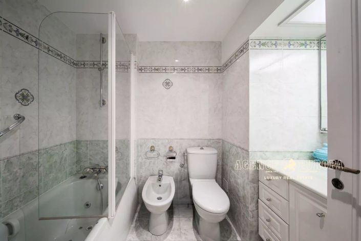 Image No.8-Appartement de 2 chambres à vendre à Cannes