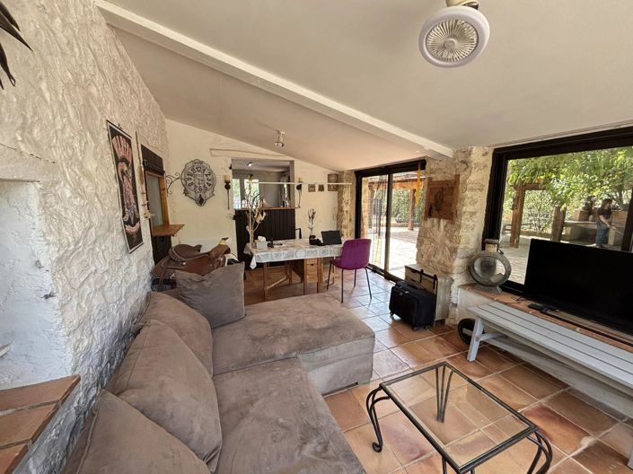 Image No.3-5 Bed House for sale