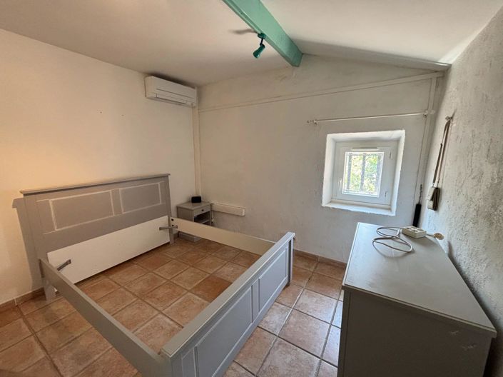 Image No.6-5 Bed House for sale