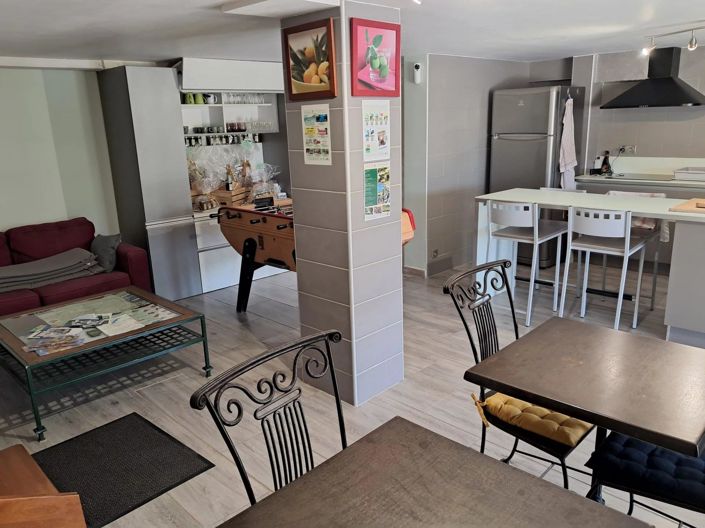 Image No.13-7 Bed House for sale