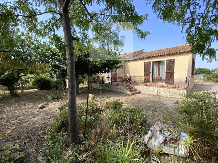 Image No.1-2 Bed House for sale