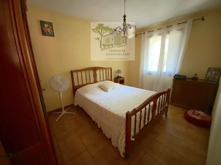 Image No.4-2 Bed House for sale