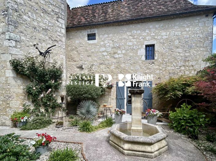 Image No.1-4 Bed House for sale