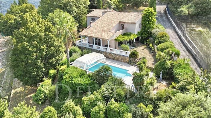 Image No.1-4 Bed House for sale