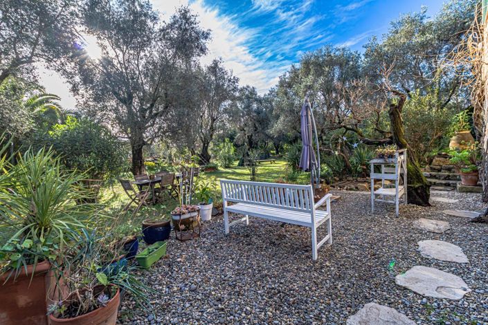 Image No.12-4 Bed House for sale