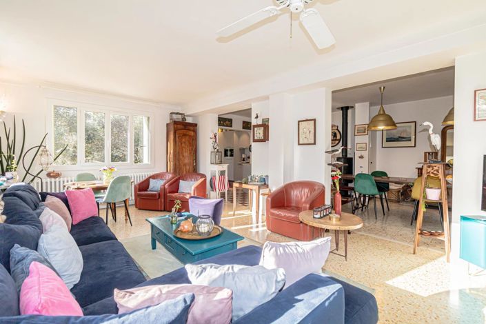 Image No.20-4 Bed House for sale