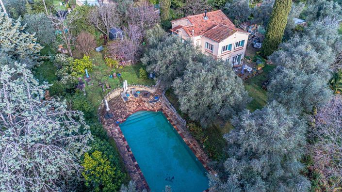 Image No.24-4 Bed House for sale