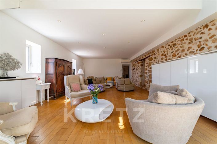 Image No.8-14 Bed House for sale