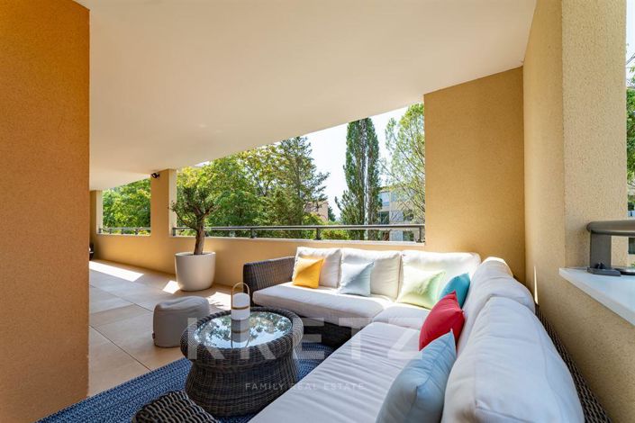 Image No.14-2 Bed Apartment for sale