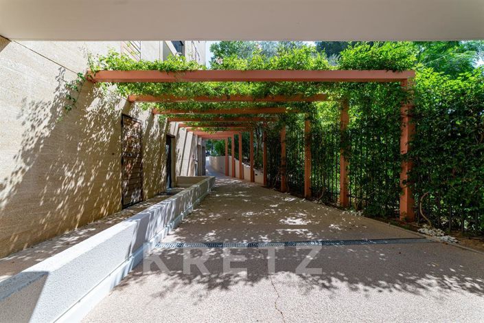 Image No.20-2 Bed Apartment for sale