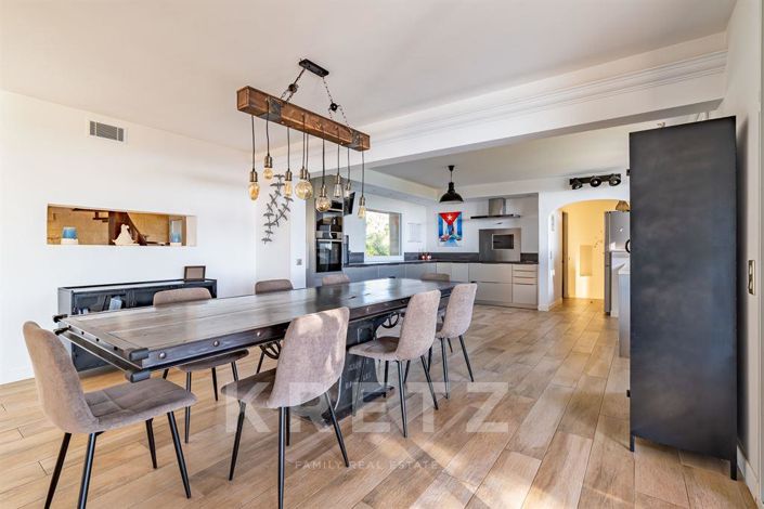 Image No.12-7 Bed House for sale