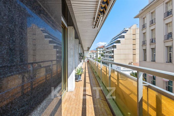 Image No.12-2 Bed Apartment for sale