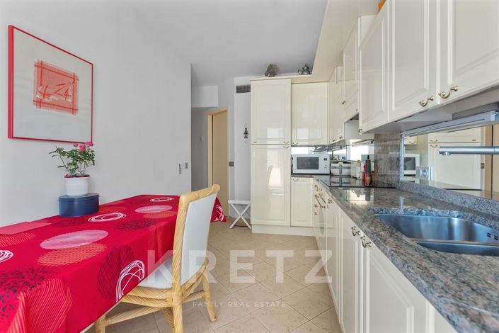 Image No.18-2 Bed Apartment for sale