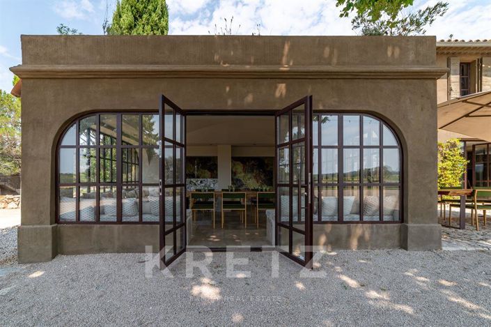 Image No.11-12 Bed House for sale