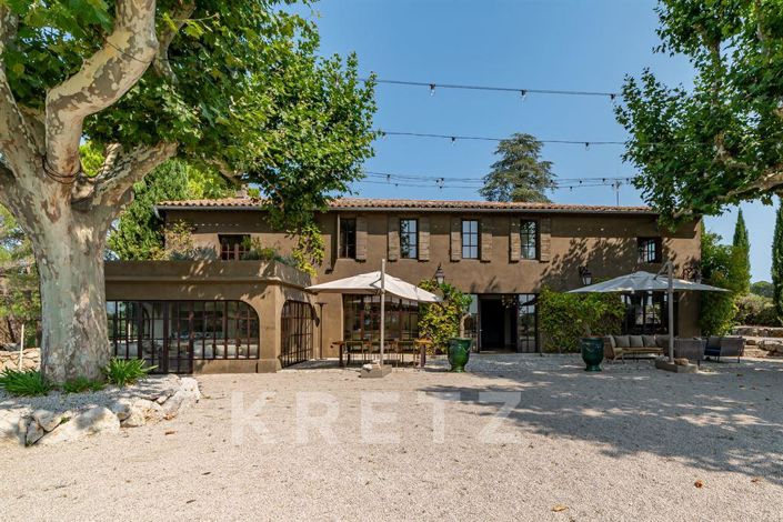 Image No.5-12 Bed House for sale