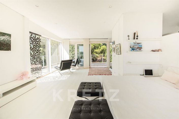 Image No.11-5 Bed House for sale