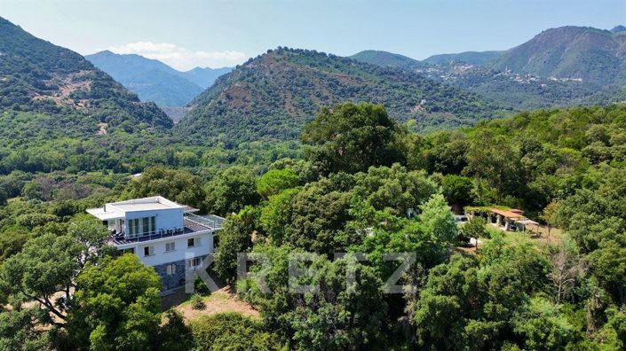 Image No.3-5 Bed House for sale