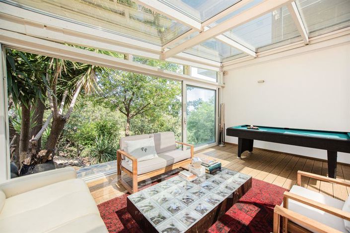 Image No.8-5 Bed House for sale