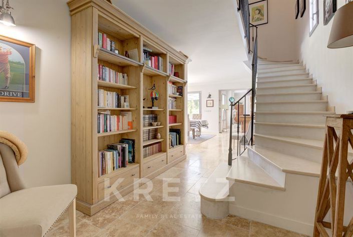 Image No.11-6 Bed House for sale